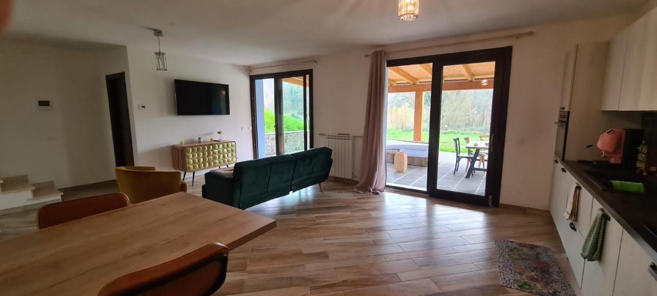 Villa Azzurra Immersa Nel Verde Tra Firenze, Arezzo E Siena Terranuova Bracciolini Exterior photo